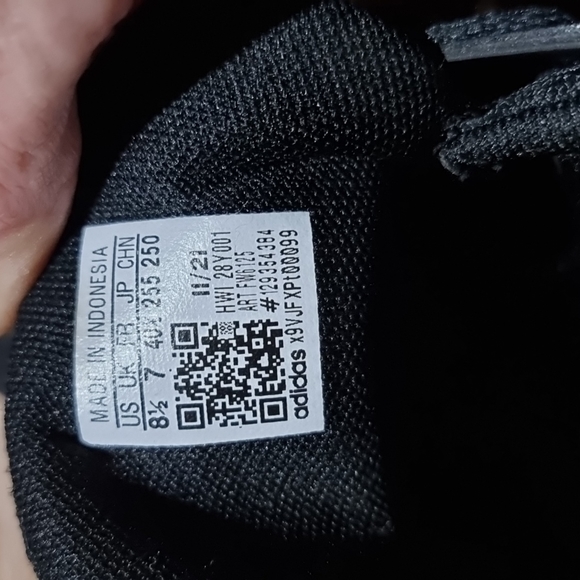 Adidas Sneakers - Picture 5 of 7